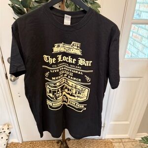 NWOT The Locke Bar Irish Pup Ireland Graphic Tee T Shirt SS L